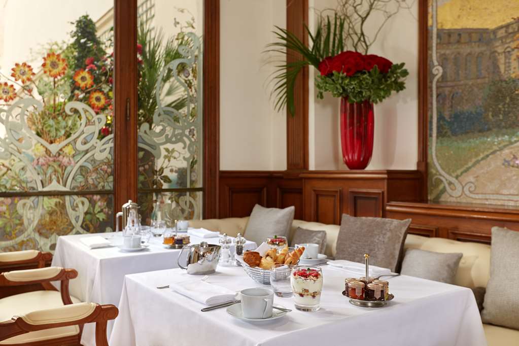 hotel regina louvre