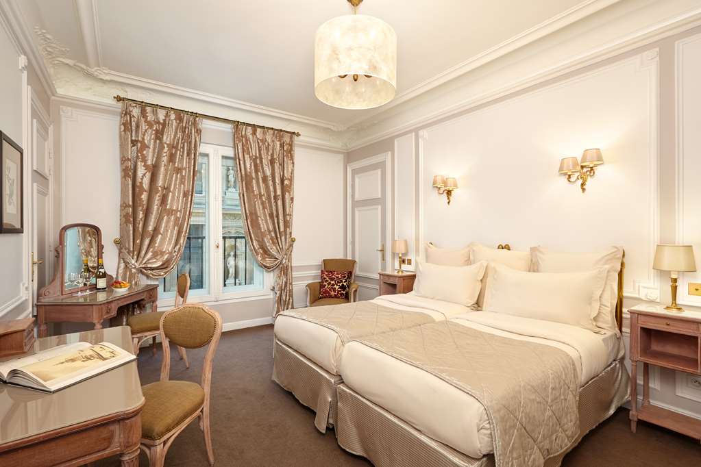 hotel regina louvre