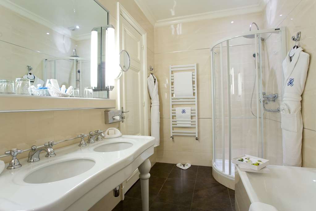 hotel regina louvre