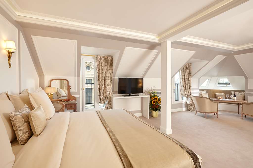 hotel regina louvre