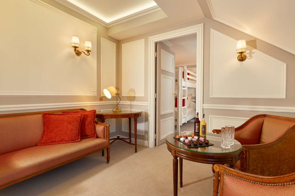 hotel regina louvre