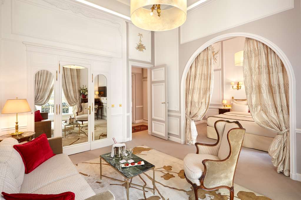 hotel regina louvre