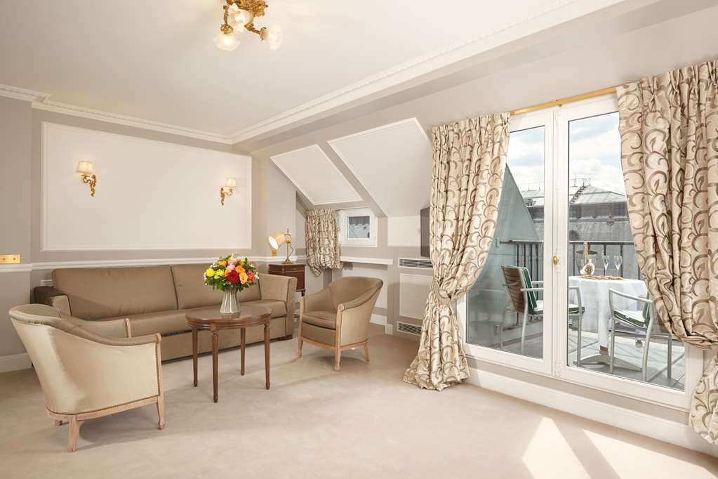 hotel regina louvre