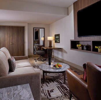 Seminole Brighton Bay Hotel & Casino,,3 star