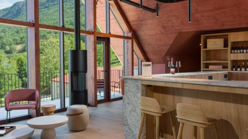 Domaine Carrel & Senger,,3 star