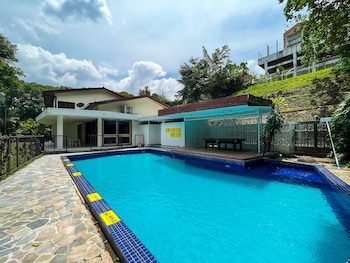Bukit Tunku Grande Villa By Ubook,,4 star