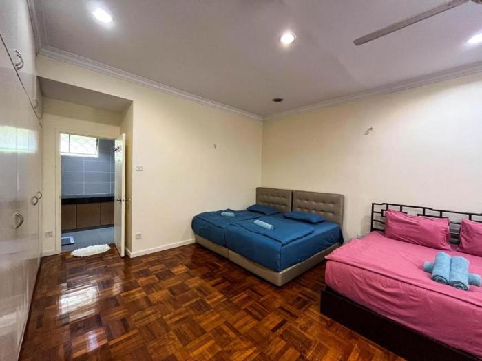 bukit tunku grande villa by ubook