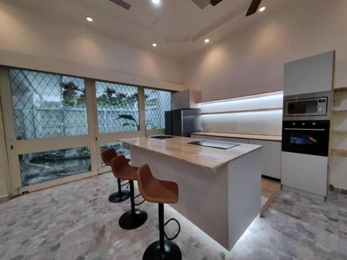 bukit tunku grande villa by ubook