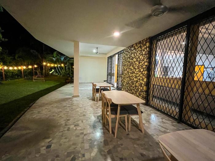 bukit tunku grande villa by ubook