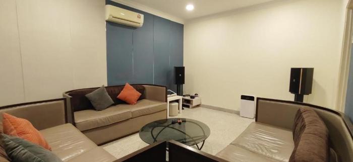 bukit tunku grande villa by ubook