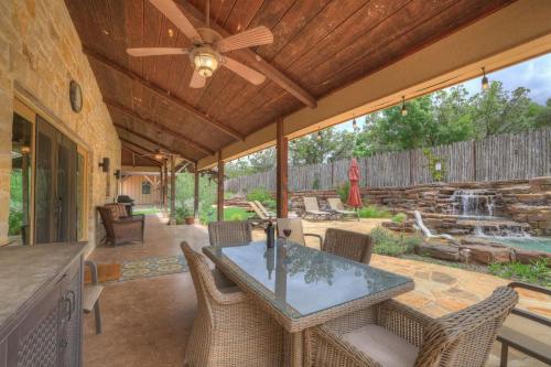 west end lodge resort style pool