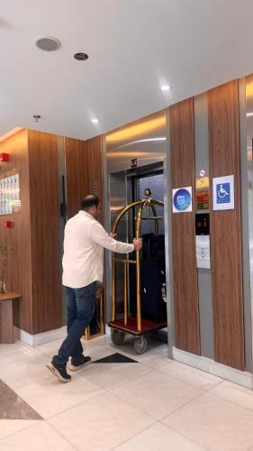 new level hotel