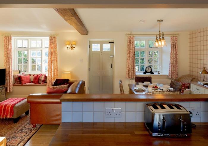jasmine cottage 2bd in heart of bourton