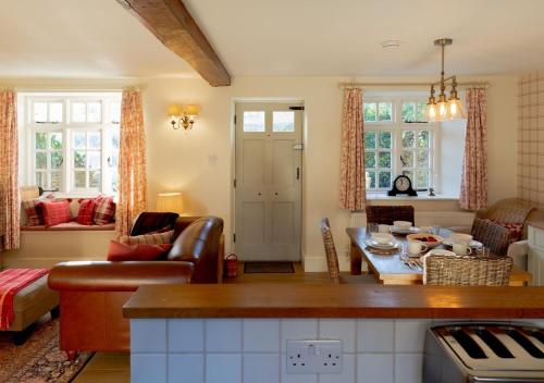 jasmine cottage 2bd in heart of bourton