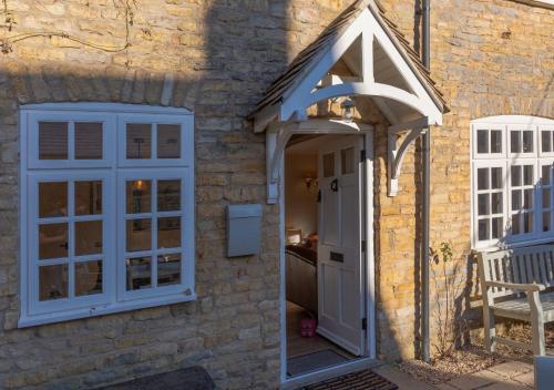 jasmine cottage 2bd in heart of bourton