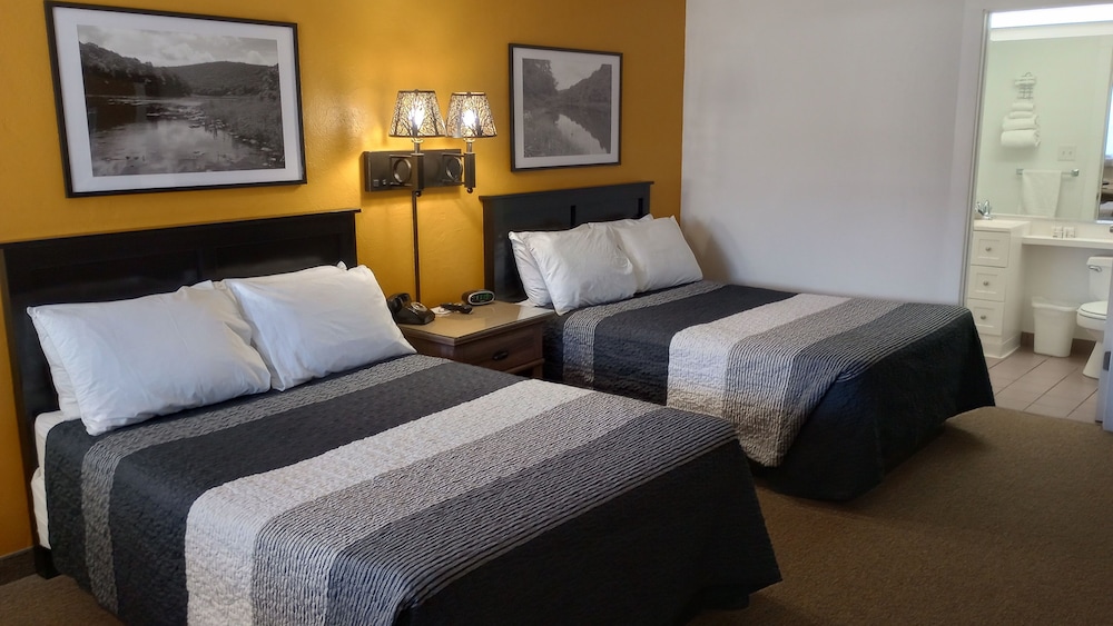 upper delaware inn