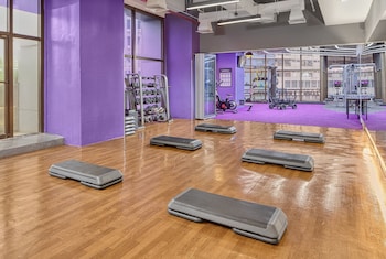 holiday inn and suites manila galleria by ihg