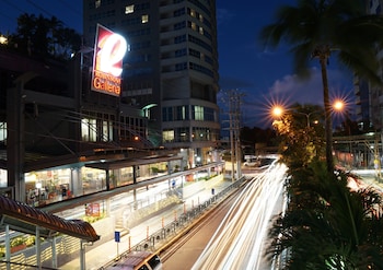 holiday inn and suites manila galleria by ihg