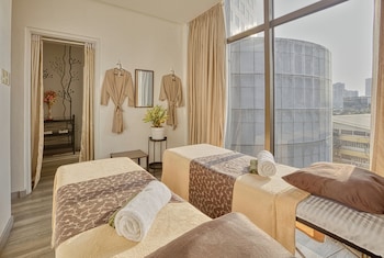 holiday inn and suites manila galleria by ihg