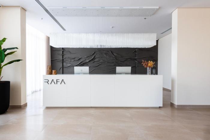 rafa hittin
