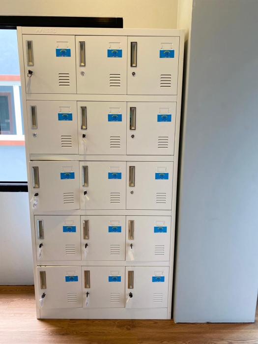 boom hostel khao sok