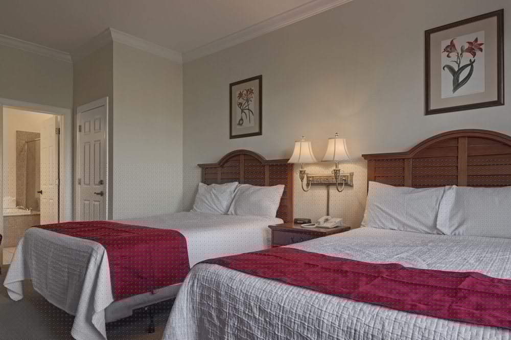 litchfield beach and golf resort