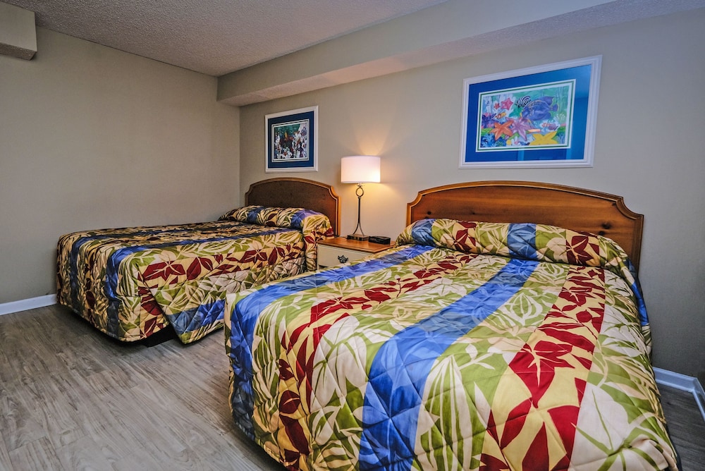 litchfield beach and golf resort
