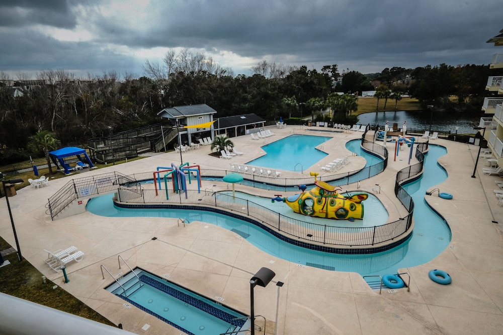 litchfield beach and golf resort