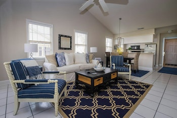 Litchfield Beach & Golf Resort,Murrells Inlet>>Georgetown,4 star