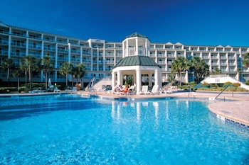 litchfield beach and golf resort