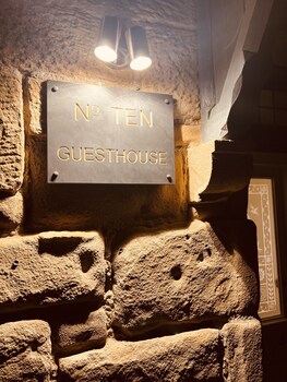 no ten guesthouse