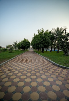al junaidi farm by bridge retreats