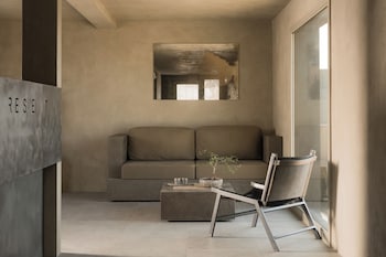 Reset Hotel Joshua Tree,7000 Split Rock Ave,4 star