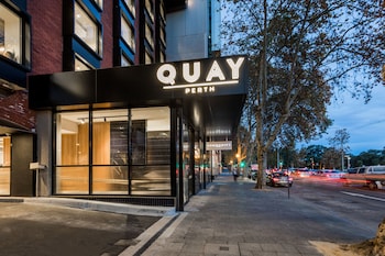 Quay Perth,East Perth>>Belmont,4 star