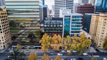 Quay Perth,East Perth>>Belmont,4 star