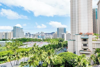 Palms At Waikiki By Tropical Escapes,1850 Ala Moana Blvd,3 star