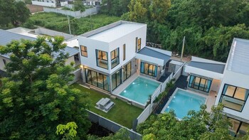 gina poolvilla89 pattaya bangsaray beach