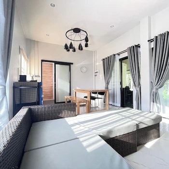 baansuan jaidee near ton nga chang waterfall