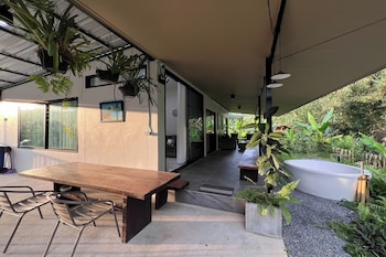 baansuan jaidee near ton nga chang waterfall