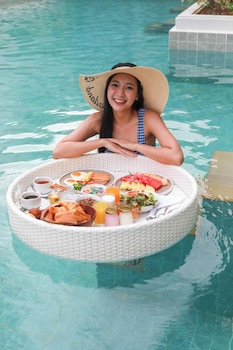 lalynn resort and villas