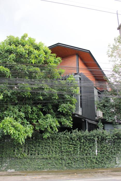 the melatonin hostel