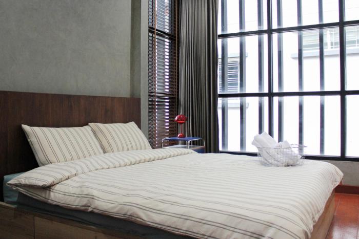 the melatonin hostel