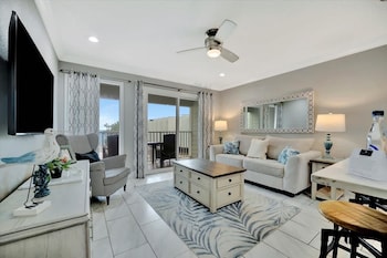 Pearl Suite A Balcony Bayview Suite Htd Pool,2506 N Rocky Point Dr #344 Tampa Fl 33607 Usa,2 star