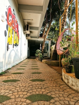 Celeb Da Luna,,3 star