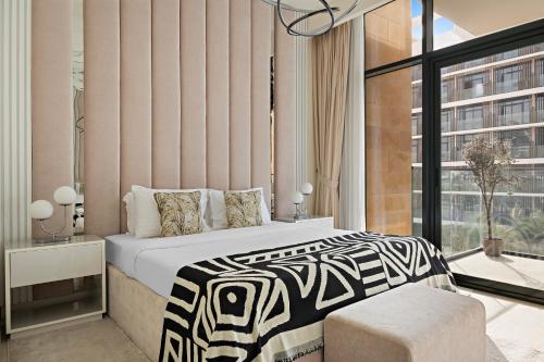 1br azizi riviera b7 pool view