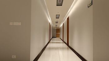 krishnas courtyard hotel and convention