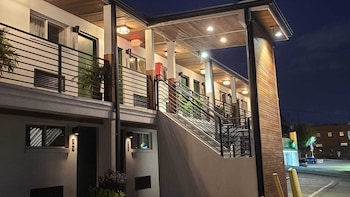 domino motel