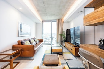 hoola cove executive one bed apartment