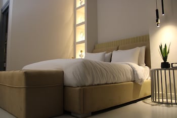 elite hotel
