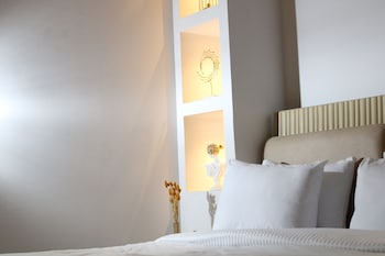 elite hotel
